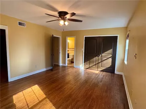 Bedroom - 504 Sutherland Dr, Chickasaw, AL 36611 photo 3 of 3