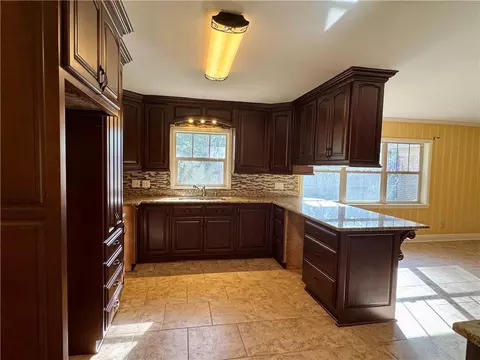 Kitchen - 504 Sutherland Dr, Chickasaw, AL 36611 photo 1 of 2