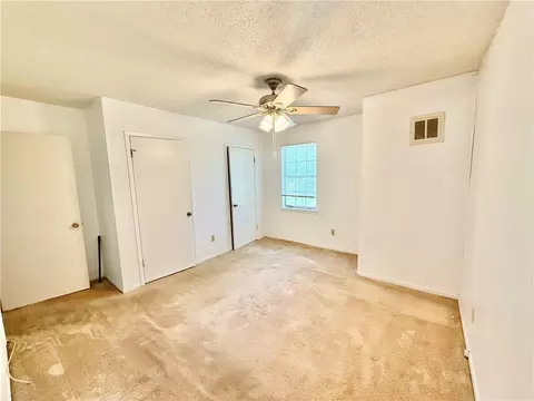 Bedroom - 4017 Cottage Hill Rd #34, Mobile, AL 36609 photo 2 of 6