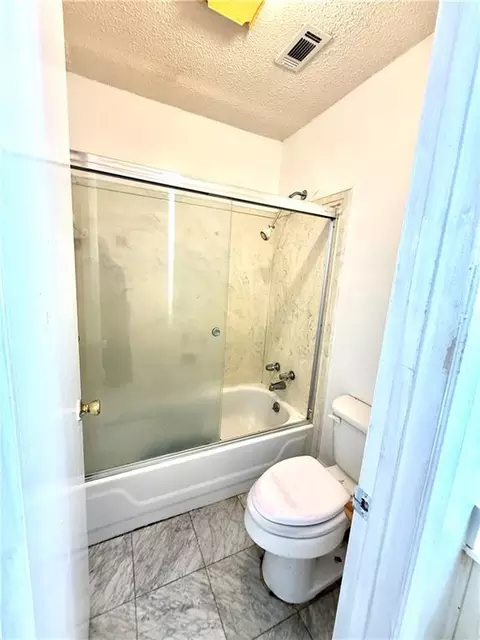 Bath - 4017 Cottage Hill Rd #34, Mobile, AL 36609 photo 3 of 3