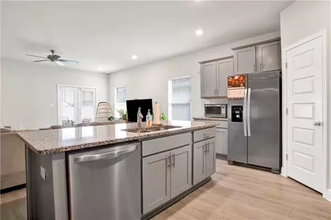 Kitchen - 24253 Alydar Loop, Daphne, AL 36526 photo 1 of 4