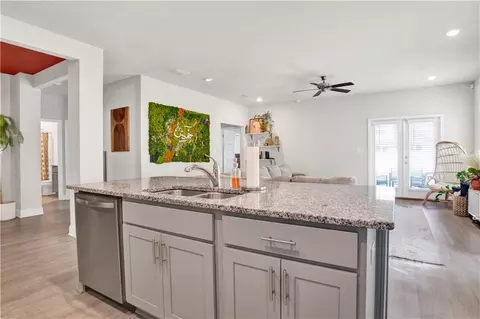 Kitchen - 24253 Alydar Loop, Daphne, AL 36526 photo 4 of 4