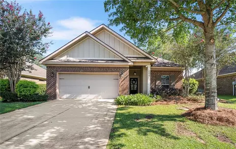 8594 Rosedown Ln, Daphne, AL 36526