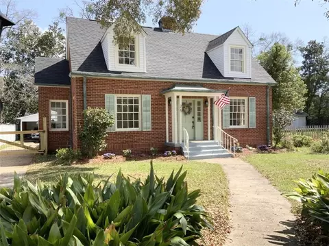 Exterior - 25 Benedict Pl, Mobile, AL 36606 photo 10 of 11