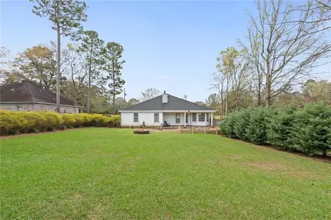 Exterior - 8210 Junior Rd, Mobile, AL 36695 photo 5 of 7