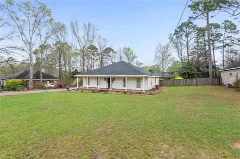 Exterior - 8210 Junior Rd, Mobile, AL 36695 photo 7 of 7
