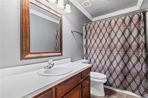 Bath - 8210 Junior Rd, Mobile, AL 36695 photo 2 of 2