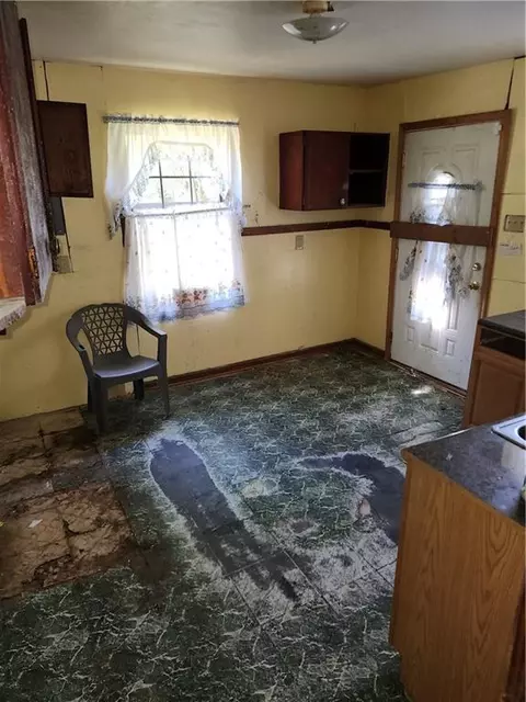 Kitchen - 403 Ogden Ave, Mobile, AL 36607 photo 1 of 2
