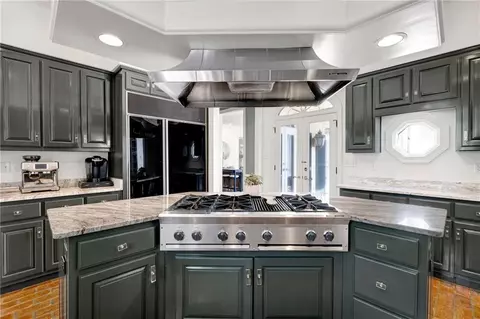4 Savannah Ct, Mobile, AL 36608 photo 9