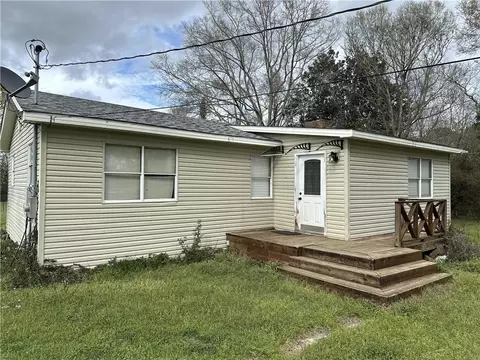 4330 F Sam Lewis Rd, Citronelle, AL 36522