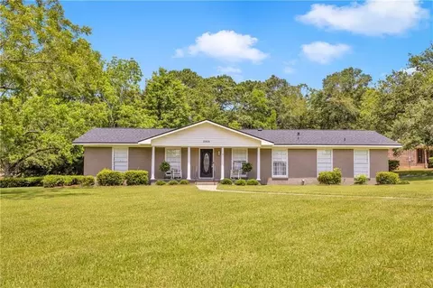 2858 Woodmere St W, Mobile, AL 36693