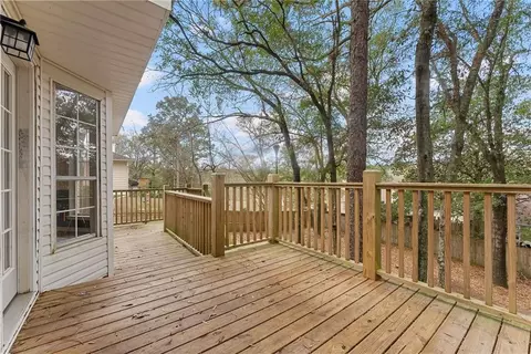 Exterior - 3254 Austin Dr, Mobile, AL 36695 photo 6 of 11