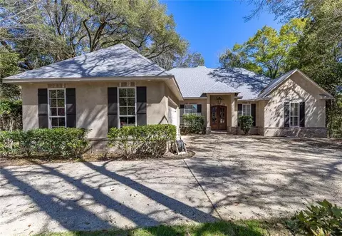 216 Pliska St, Fairhope, AL 36532