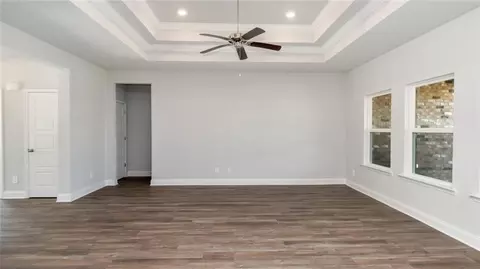 Living - 3865 Newman Rd, Mobile, AL 36695 photo 2 of 7