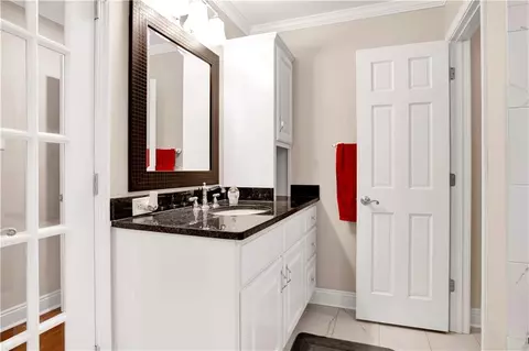 Bath - 254 Jackson Blvd, Mobile, AL 36609 photo 11 of 11