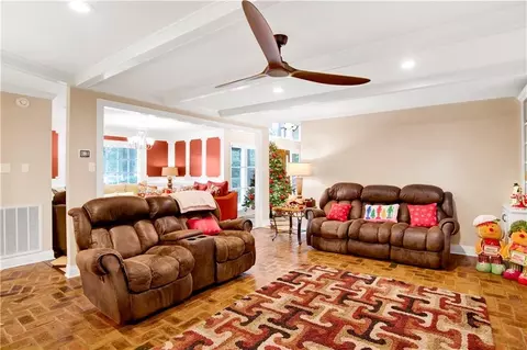 Living - 254 Jackson Blvd, Mobile, AL 36609 photo 1 of 6