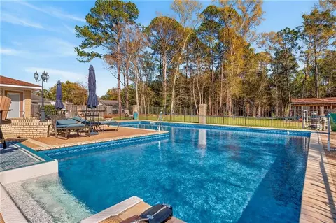 1271 Spring Valley Dr E, Mobile, AL 36693 photo 4