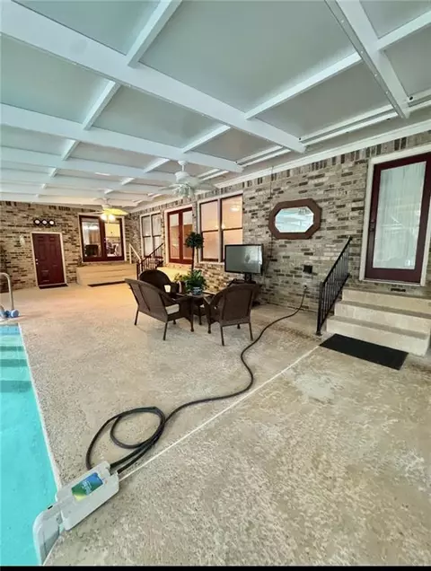 Exterior - 1429 Regency Oaks Dr E, Mobile, AL 36609 photo 8 of 8