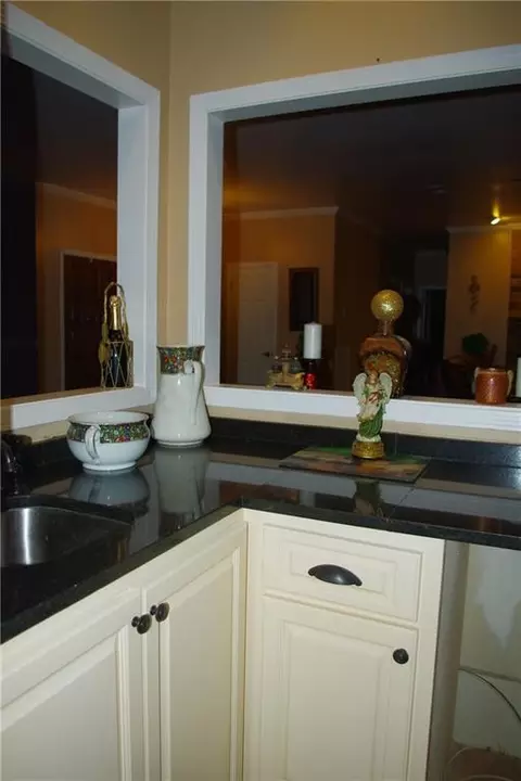 Kitchen - 1429 Regency Oaks Dr E, Mobile, AL 36609 photo 2 of 4