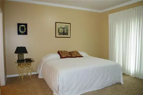 Bedroom - 1429 Regency Oaks Dr E, Mobile, AL 36609 photo 1 of 5