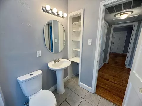 Bath - 407 Seminole St, Mobile, AL 36606 photo 4 of 4