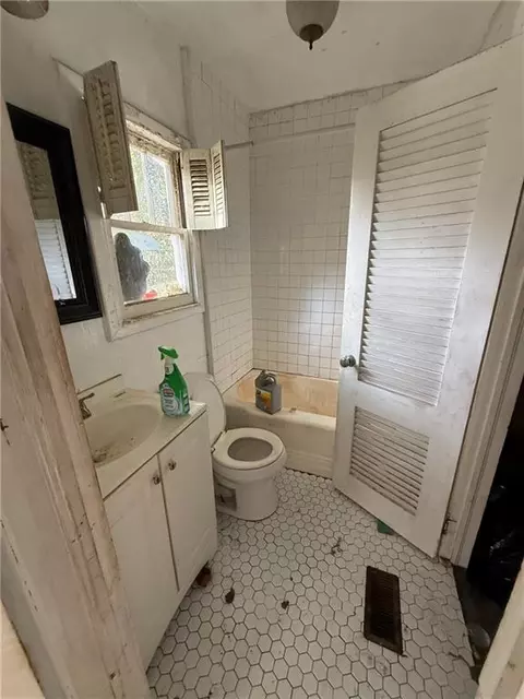 352 Ann St S, Mobile, AL 36604 photo 9