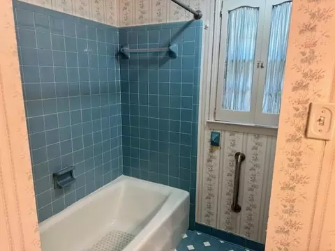 Bath - 6417 Pinehurst Run, Mobile, AL 36608 photo 2 of 3