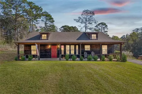 8030 Country Dr, Mobile, AL 36619