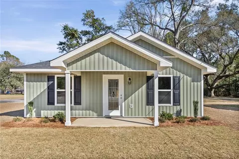 231 Viola Ave, Saraland, AL 36571
