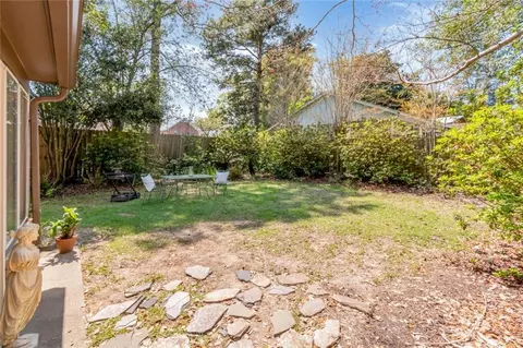 Exterior - 513 Wacker Ln N, Mobile, AL 36608 photo 3 of 6