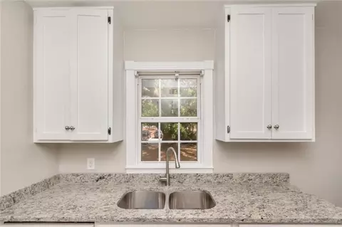 Kitchen - 214 Upham St #10B, Mobile, AL 36607 photo 6 of 6