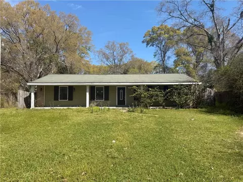 9968 Downing St, Semmes, AL 36575