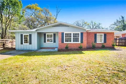 3009 Alston Dr, Mobile, AL 36605