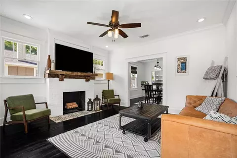 Living - 121 Carlen St N, Mobile, AL 36607 photo 1 of 2