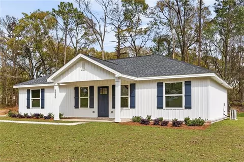 5545 Versye Ave, Theodore, AL 36582