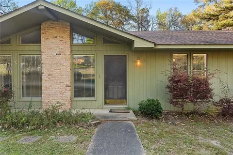 208 Confederate Dr, Spanish Fort, AL 36527