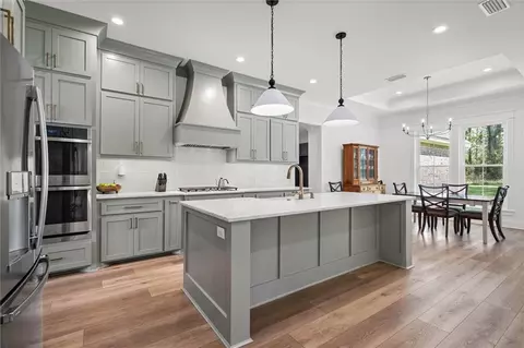 Kitchen - 3091 Deer Crest Ct, Mobile, AL 36695 photo 2 of 5