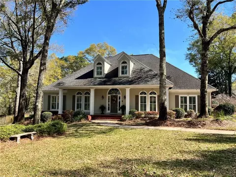 2875 Briarfield Ln, Mobile, AL 36693