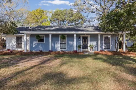 5030 Cole Dr E, Mobile, AL 36619