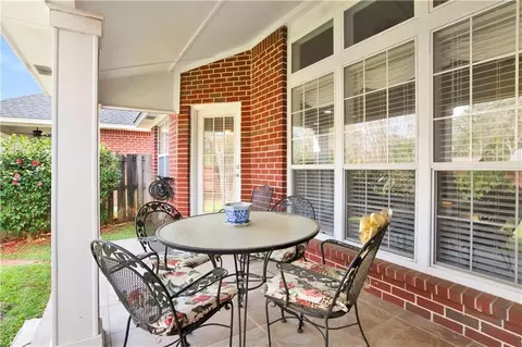 Exterior - 6109 Lennox Pl, Mobile, AL 36693 photo 6 of 9
