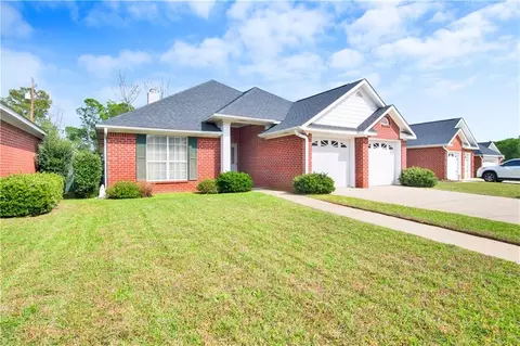 Exterior - 6109 Lennox Pl, Mobile, AL 36693 photo 3 of 9