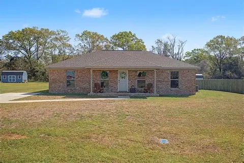 10900 Brighton Dr E, Chunchula, AL 36521