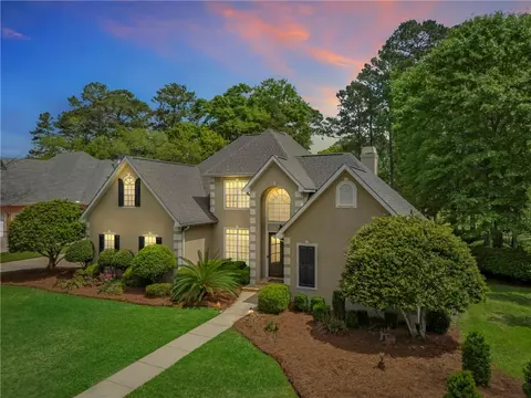 30618 Middle Creek Cir, Spanish Fort, AL 36527