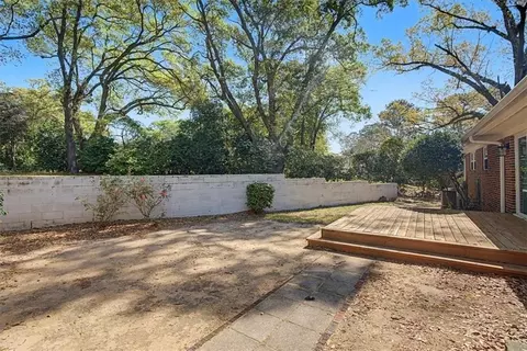 Exterior - 4122 Highpoint Dr S, Mobile, AL 36693 photo 4 of 12