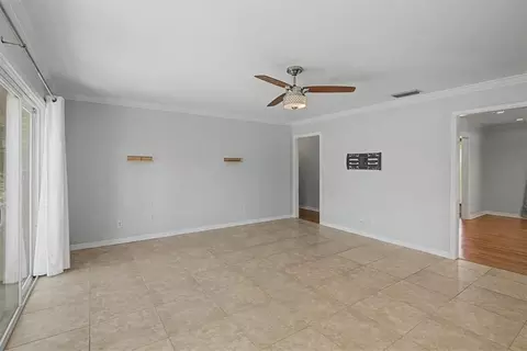 Living - 4122 Highpoint Dr S, Mobile, AL 36693 photo 7 of 11