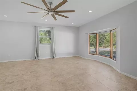Living - 4122 Highpoint Dr S, Mobile, AL 36693 photo 11 of 11