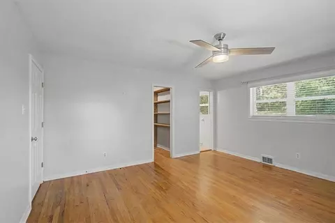 Bedroom - 4122 Highpoint Dr S, Mobile, AL 36693 photo 2 of 5