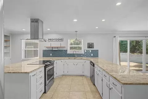 Kitchen - 4122 Highpoint Dr S, Mobile, AL 36693 photo 3 of 5