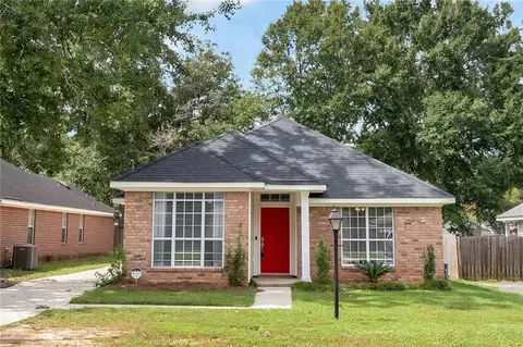 958 Henckley Ave, Mobile, AL 36609