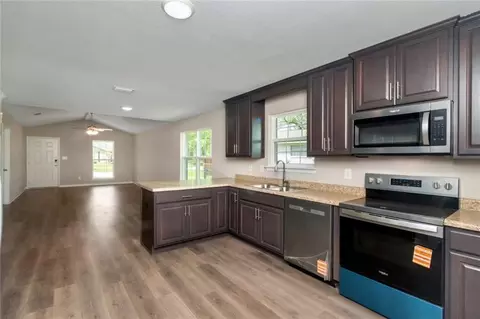 Entry Way - 369 Coventry Way, Mobile, AL 36606 photo 1 of 1